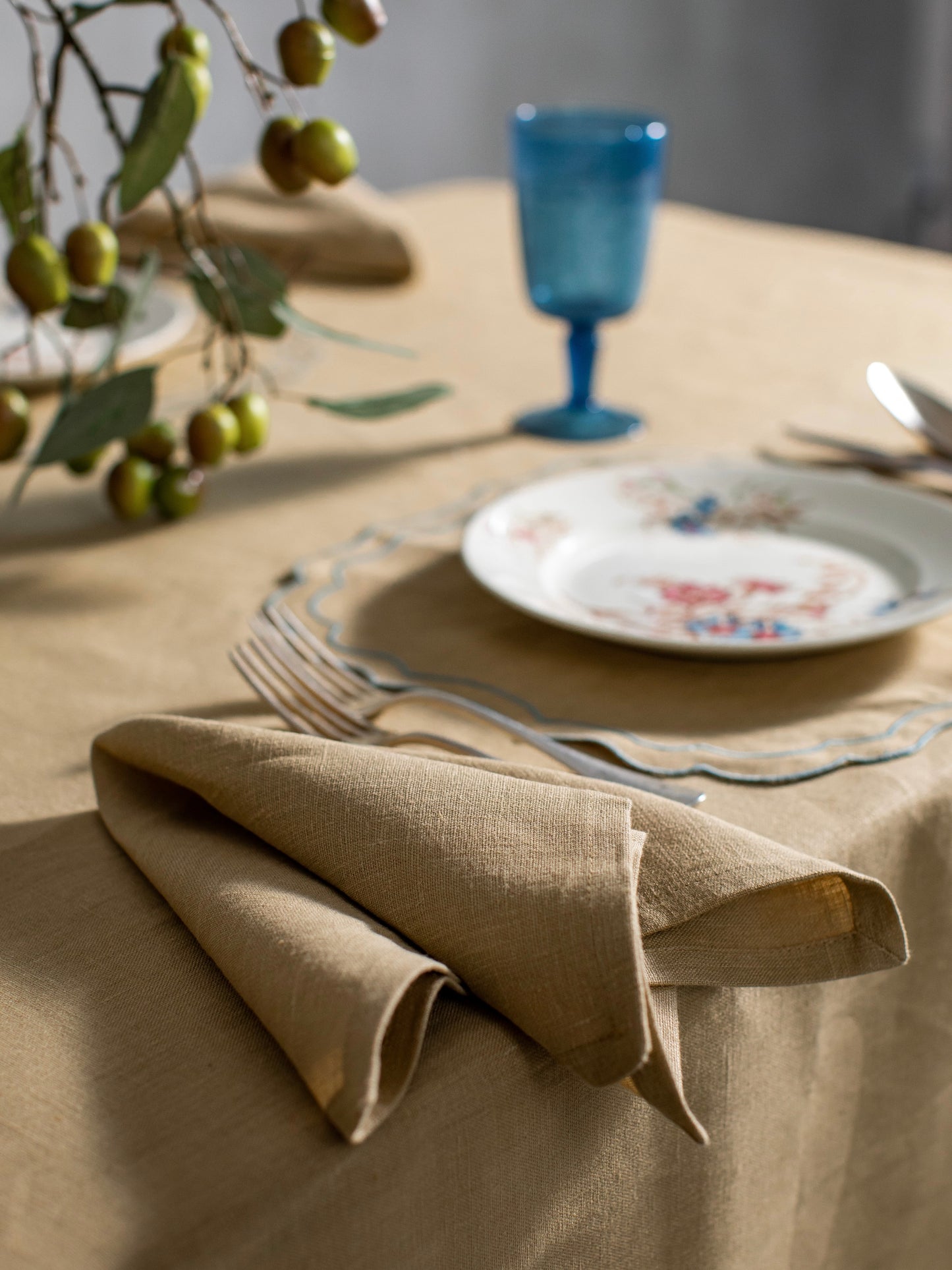 Gele servetten - Sfeer foto