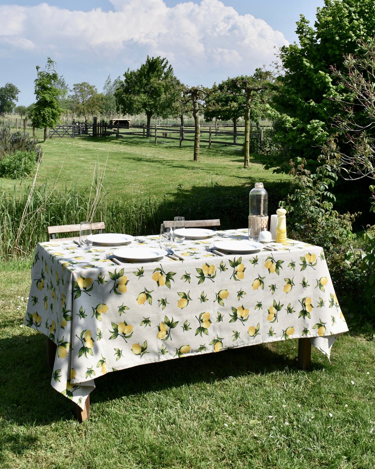 Lively lemons tafelkleed - Sfeerfoto 1