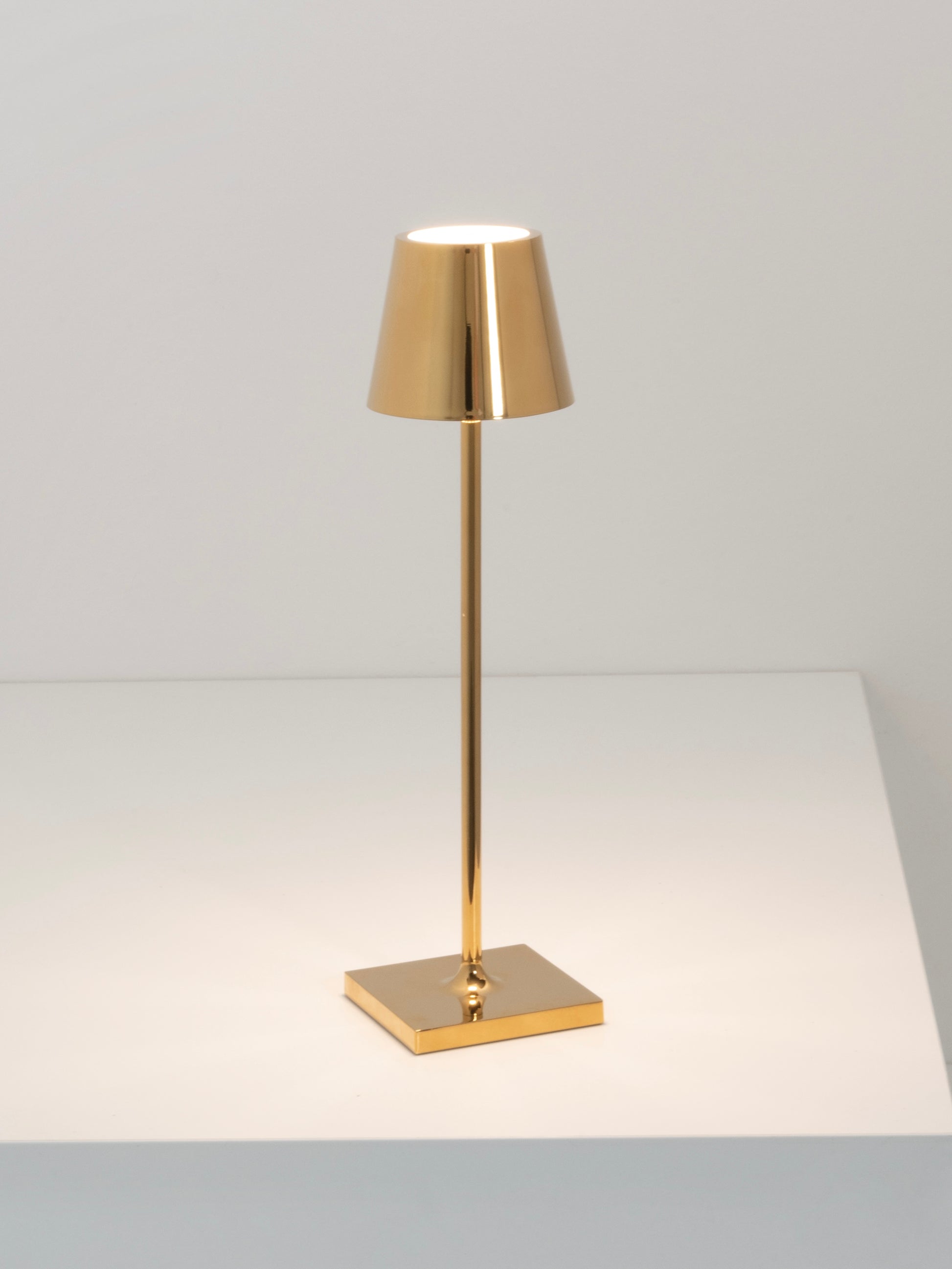 Poldina tafellamp - productfoto